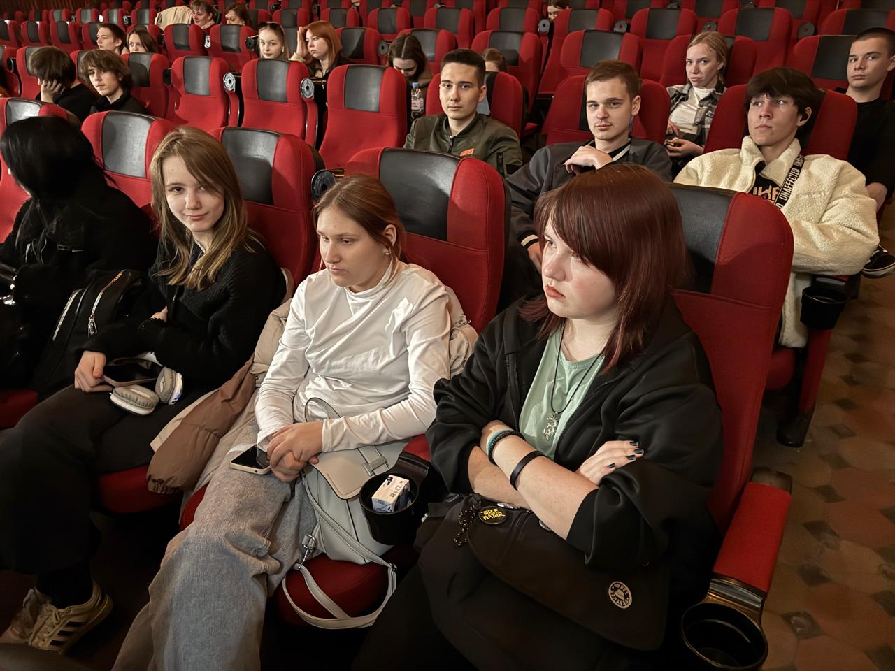 День космонавтики в кинотеатре «Победа».