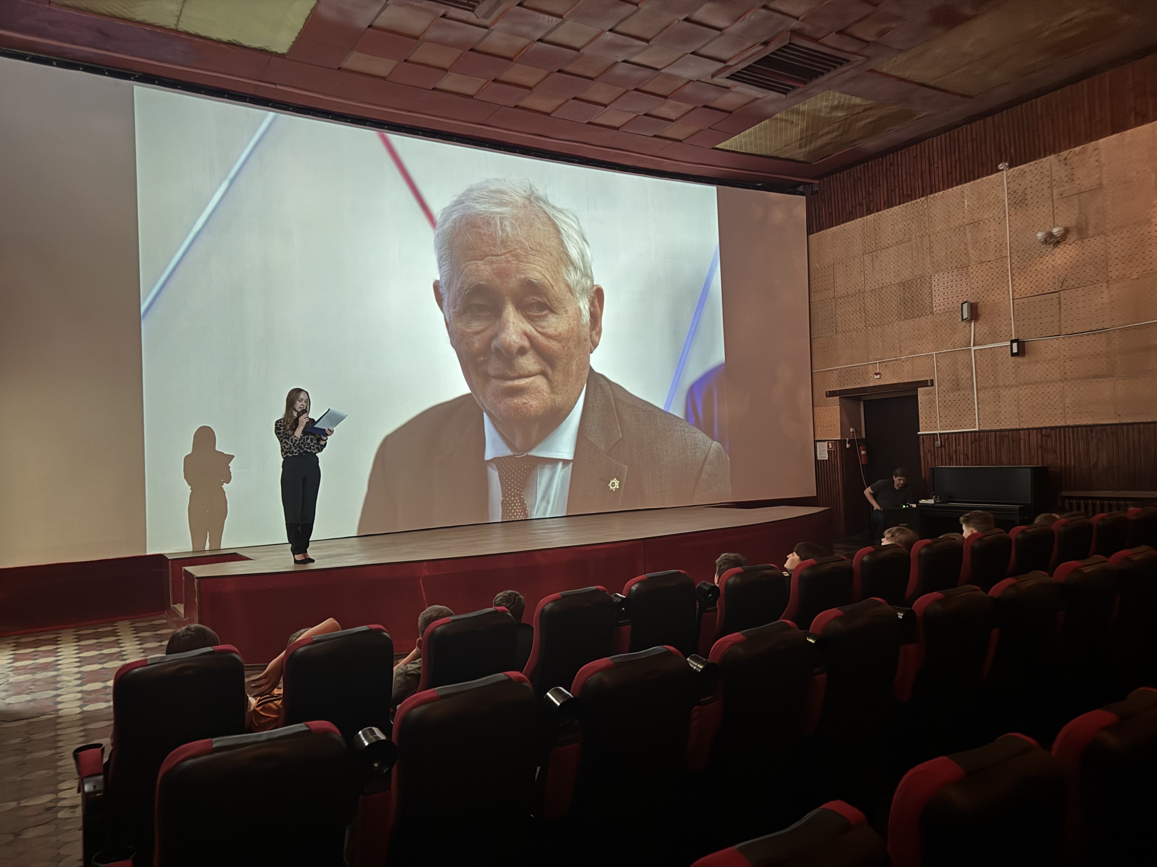 В кинотеатре «Победа» прошло мероприятие по профилактике экстремизма.