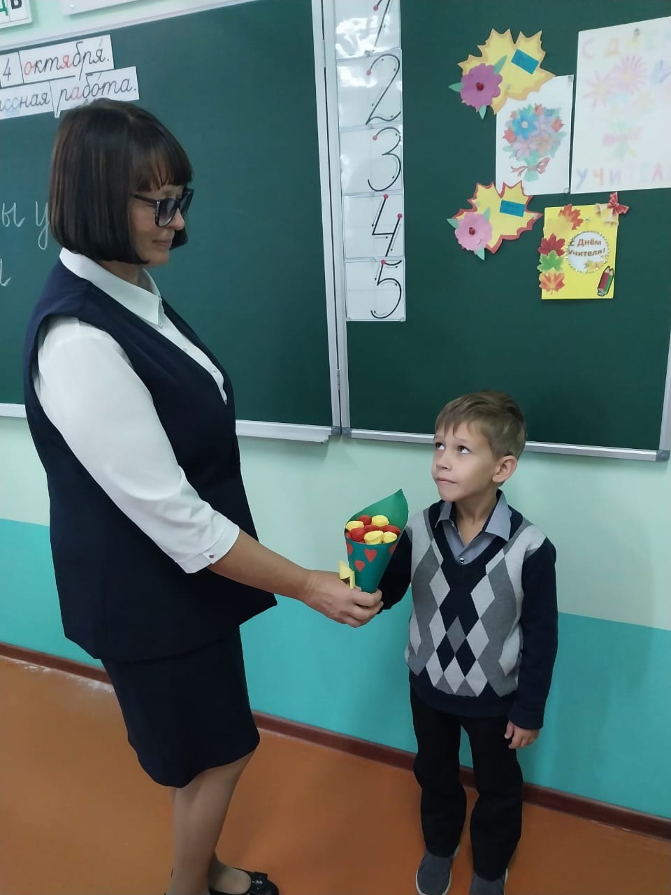 Открытка учителю!.