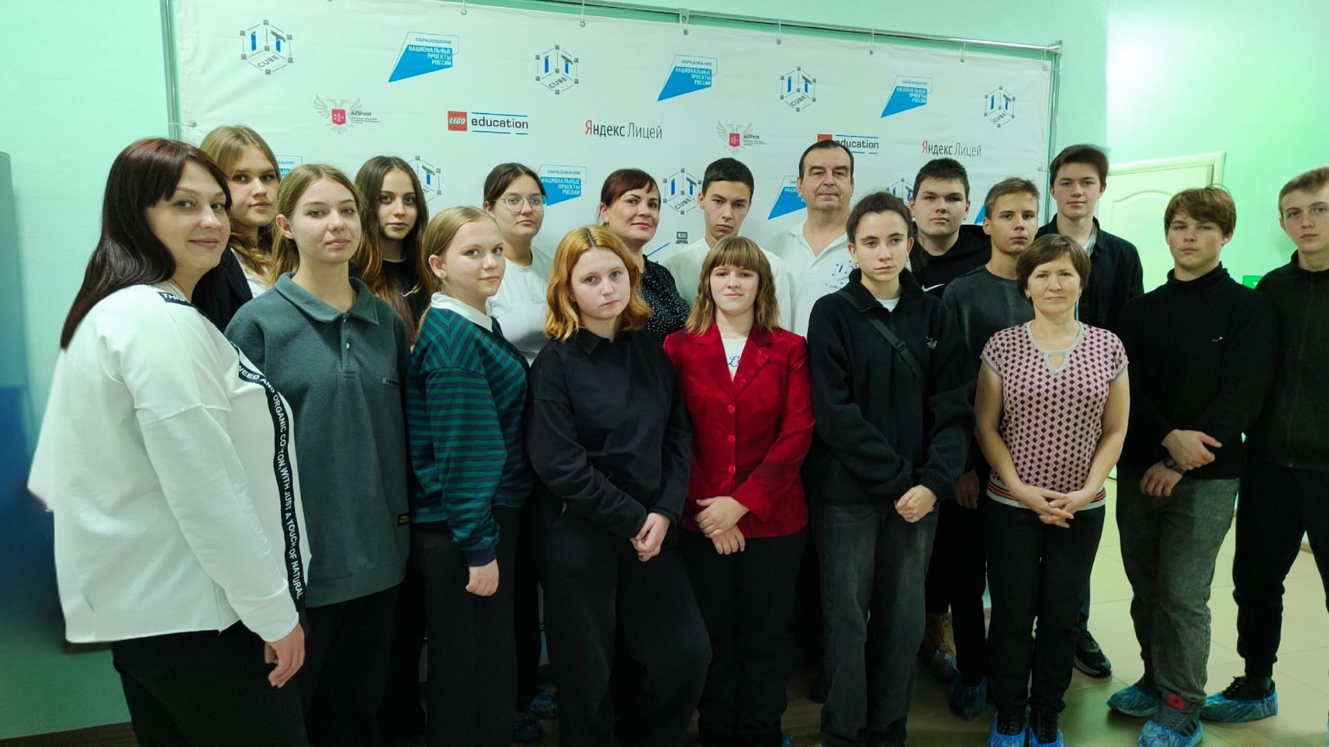 В IT-CUBE.БАЛАШОВ ПОБЫВАЛИ УЧАЩИЕСЯ ШКОЛЫ с. БОЛЬШОЙ МЕЛИК..