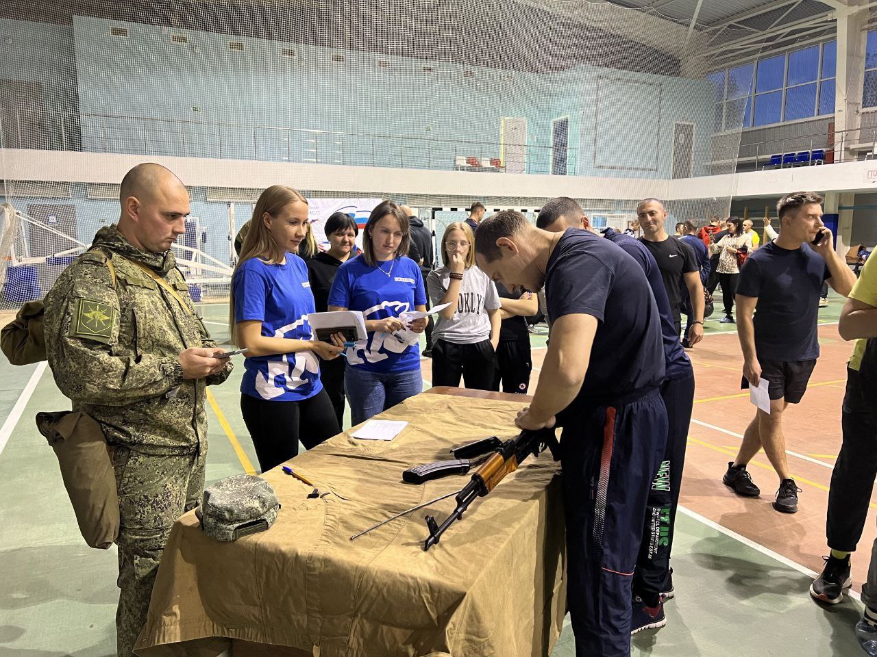 ОТЦЫ БАЛАШОВА ПОКАЗАЛИ СПОРТИВНУЮ ПОДГОТОВКУ.