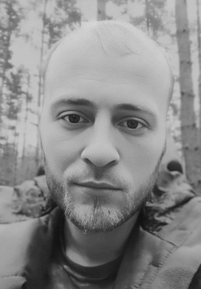 В ходе специальной военной операции погиб уроженец Балашовского района Саратовской области Гладков Евгений Юрьевич. Губернатор Роман Бусаргин и глава Балашовского района Павел Петраков выразили соболезнования родным и близким:. В ходе специальной военной операции погиб уроженец Балашовского района Саратовской области Гладков Евгений Юрьевич. Губернатор Роман Бусаргин и глава Балашовского района Павел Петраков выразили соболезнования родным и близким:.