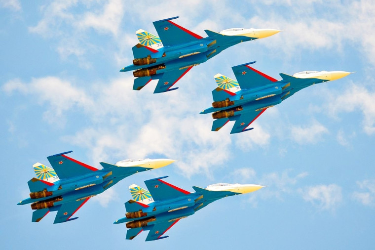 Сегодня в России празднуют День Воздушно-космических сил. Глава Балашовского муниципального района Павел Петраков поздравляет с праздником:. Сегодня в России празднуют День Воздушно-космических сил. Глава Балашовского муниципального района Павел Петраков поздравляет с праздником:.