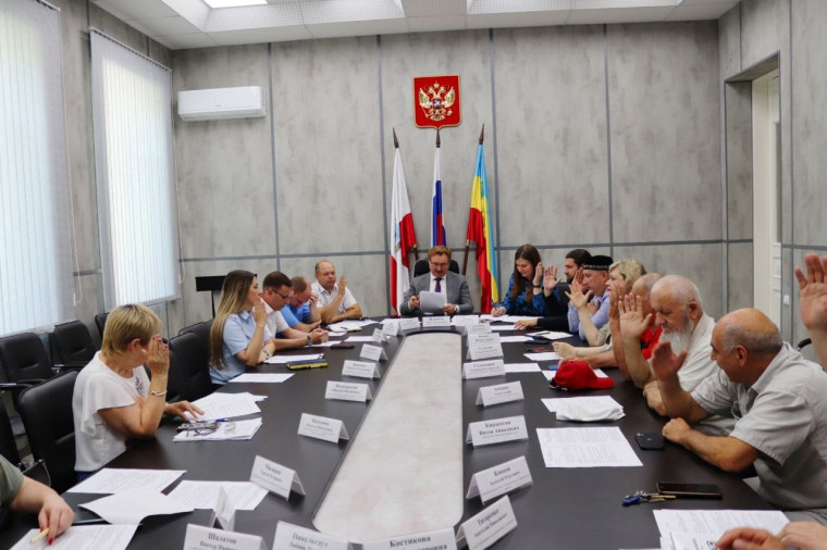 Сегодня глава Балашовского муниципального района Павел Петраков провел заседание Консультативного совета по делам национальностей.. Сегодня глава Балашовского муниципального района Павел Петраков провел заседание Консультативного совета по делам национальностей..