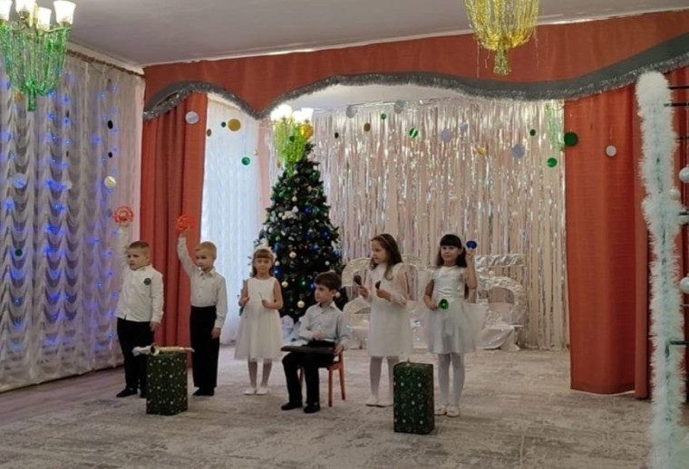 Рождественская звездочка. Рождественская звездочка.