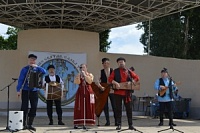 23 июня в парке имени Куйбышева состоялся Xll-й Открытый региональный православный фестиваль фольклорного творчества "Троице Святая! Слава Тебе!". 23 июня в парке имени Куйбышева состоялся Xll-й Открытый региональный православный фестиваль фольклорного творчества "Троице Святая! Слава Тебе!".