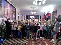 В кинотеатре «Победа» прошло закрытие фестиваля «Ура! Каникулы!». В кинотеатре «Победа» прошло закрытие фестиваля «Ура! Каникулы!».
