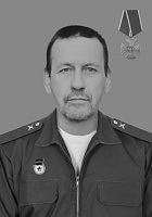 В ходе специальной военной операции погиб уроженец с. Сухая Елань Балашовского района Баранов Сергей Павлович. Губернатор Роман Бусаргин и глава Балашовского района Павел Петраков выразили соболезнования родным и близким:. В ходе специальной военной операции погиб уроженец с. Сухая Елань Балашовского района Баранов Сергей Павлович. Губернатор Роман Бусаргин и глава Балашовского района Павел Петраков выразили соболезнования родным и близким:.